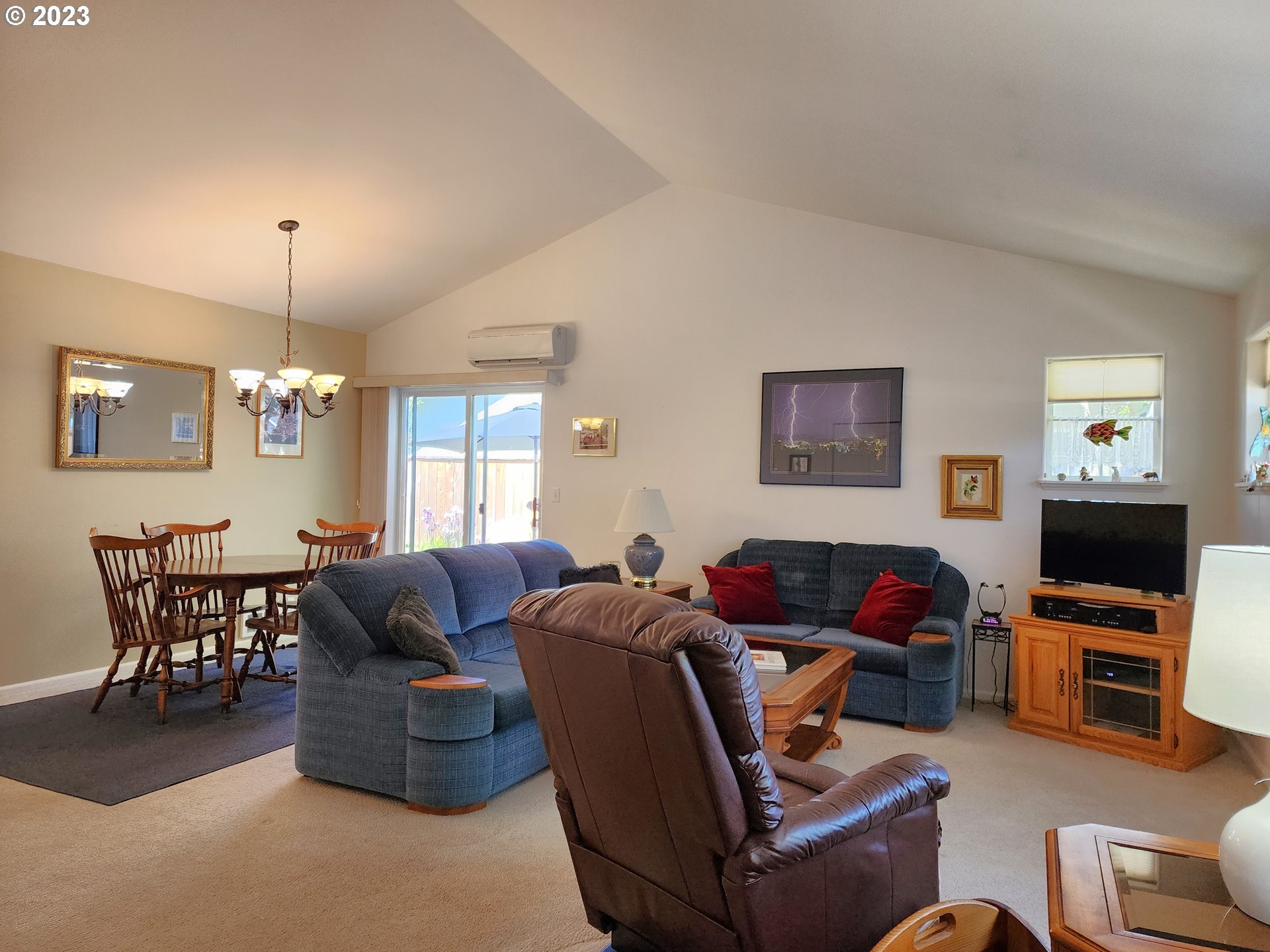 740 Red Cedar Court Eugene, OR 97402 - Photo 7 of 27