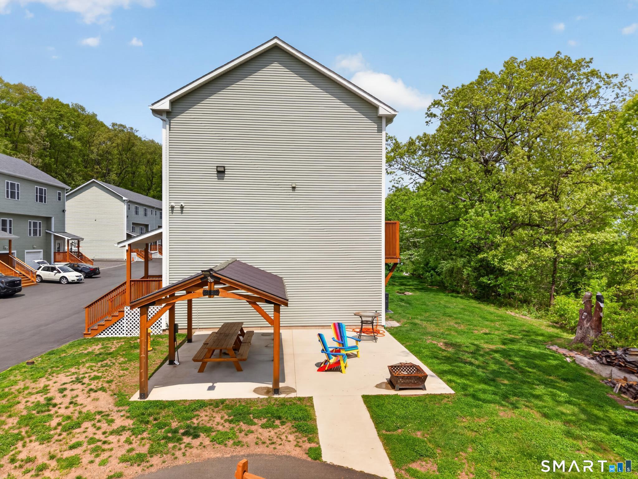 455 R Sherman Avenue, Unit 2 Hamden, CT 06518 - Photo 17 of 18 Gallery Image 17