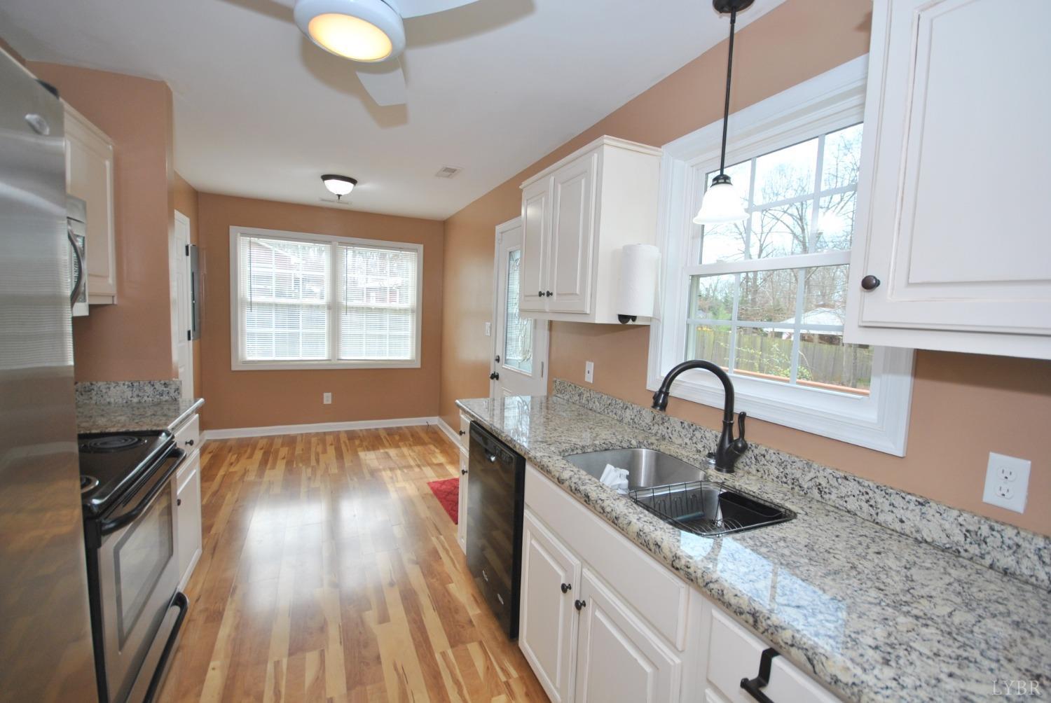 1127 Wiggington Road Lynchburg, VA 24501 - Photo 7 of 34 Gallery Image 7