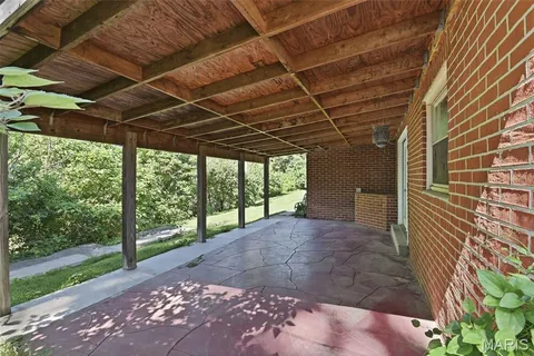 $160,000 | 8736 Marvista Drive, St. Louis, MO 63114