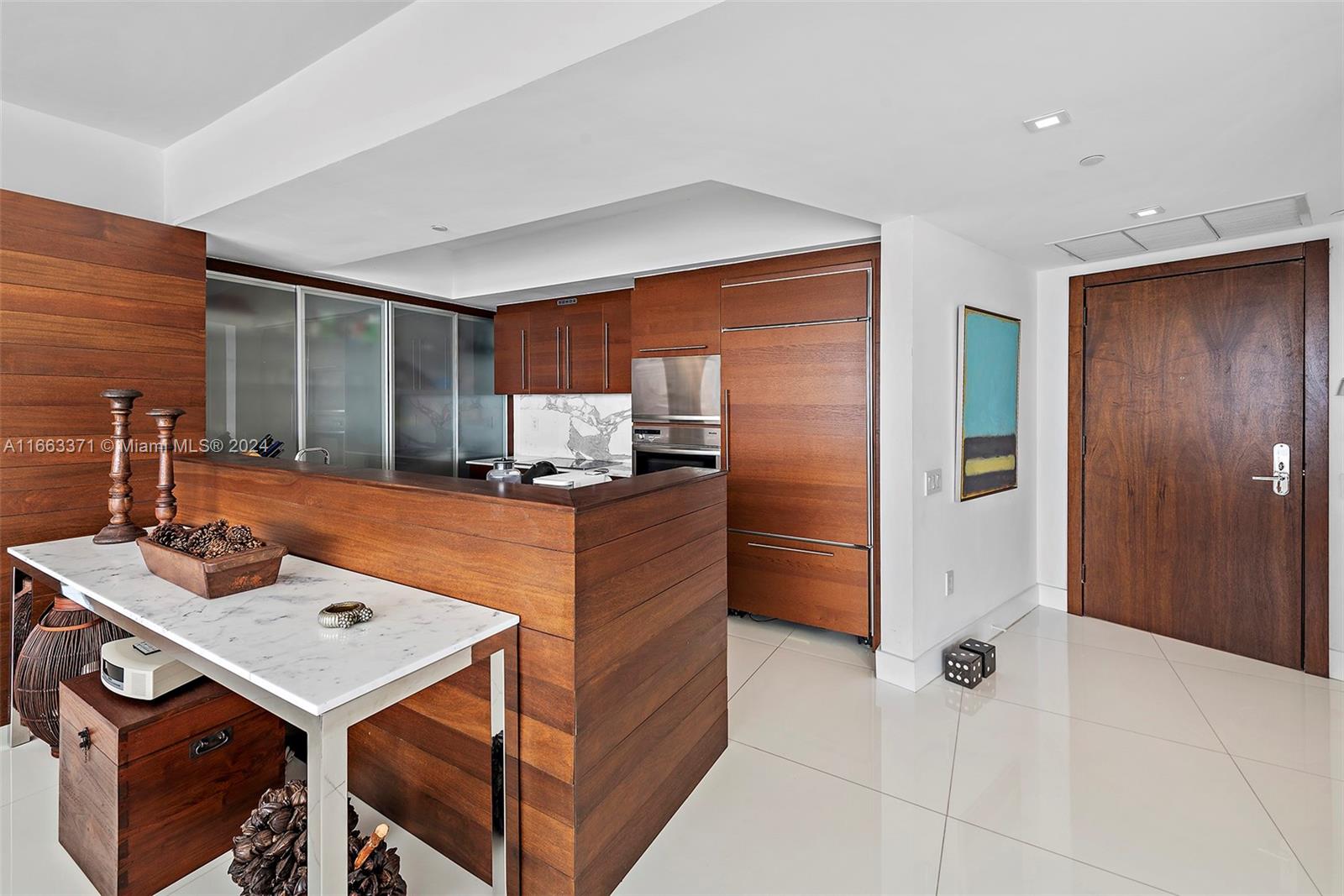 450 Alton Road, Unit 3601 Miami Beach, FL 33139 - Photo 13 of 50 Gallery Image 13