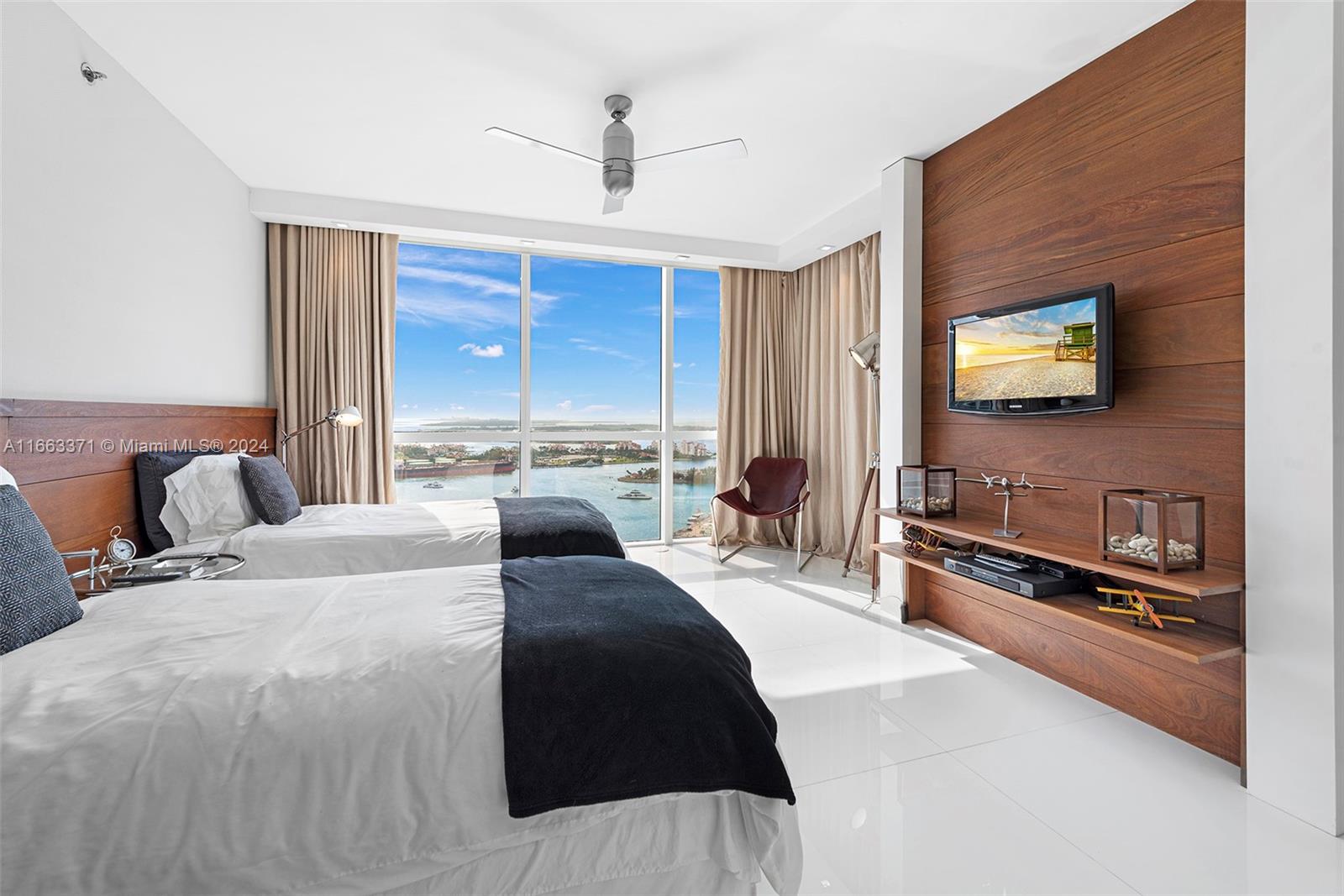450 Alton Road, Unit 3601 Miami Beach, FL 33139 - Photo 26 of 50 Gallery Image 26