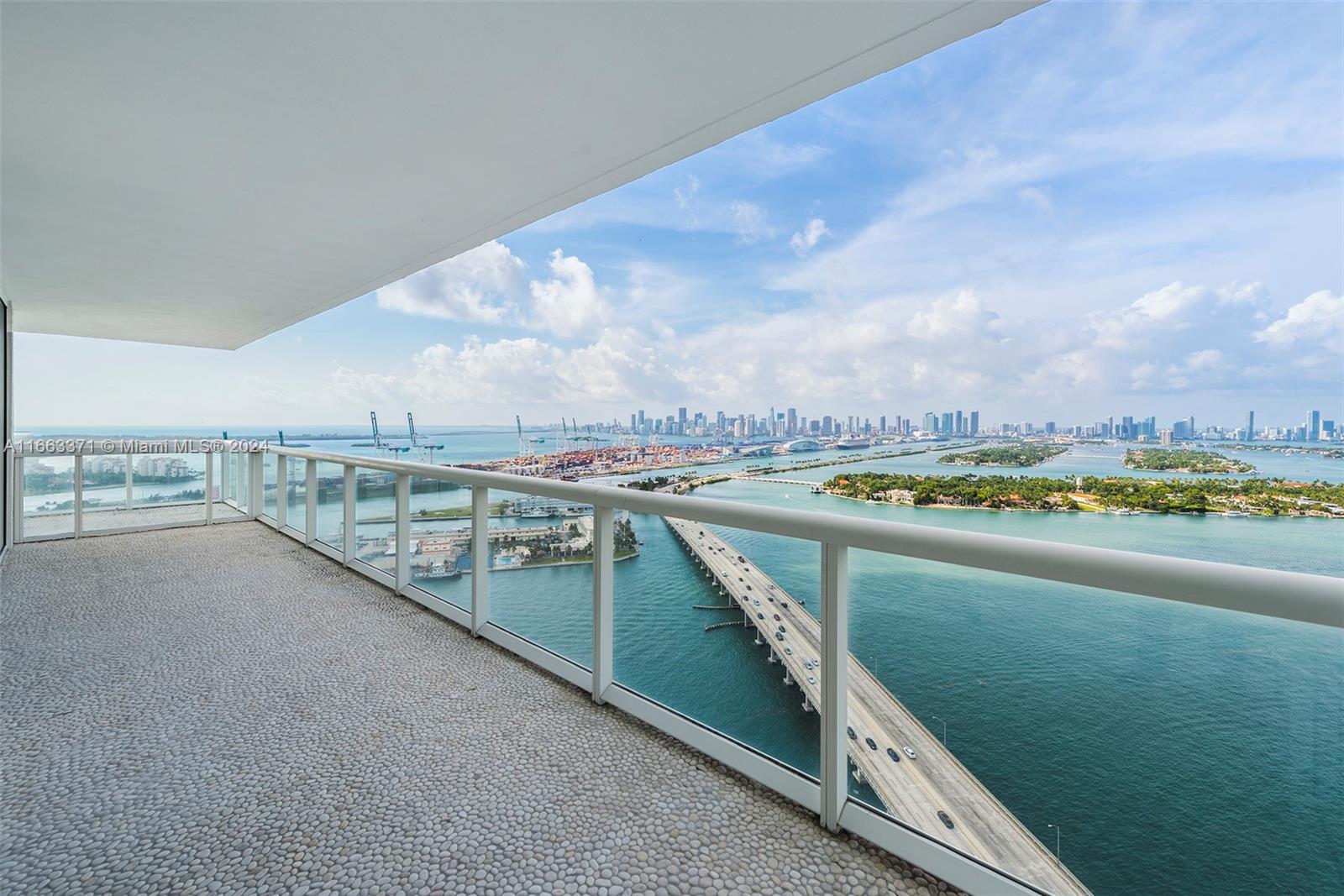 450 Alton Road, Unit 3601 Miami Beach, FL 33139 - Photo 33 of 50 Gallery Image 33