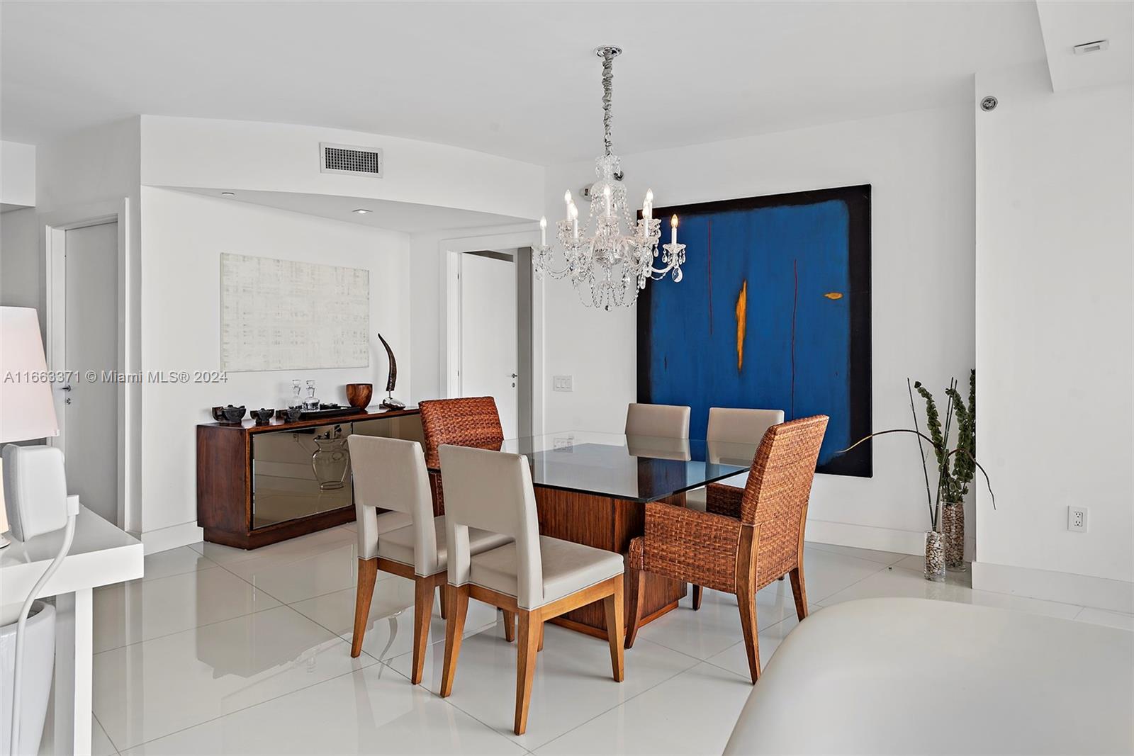 450 Alton Road, Unit 3601 Miami Beach, FL 33139 - Photo 10 of 50 Gallery Image 10