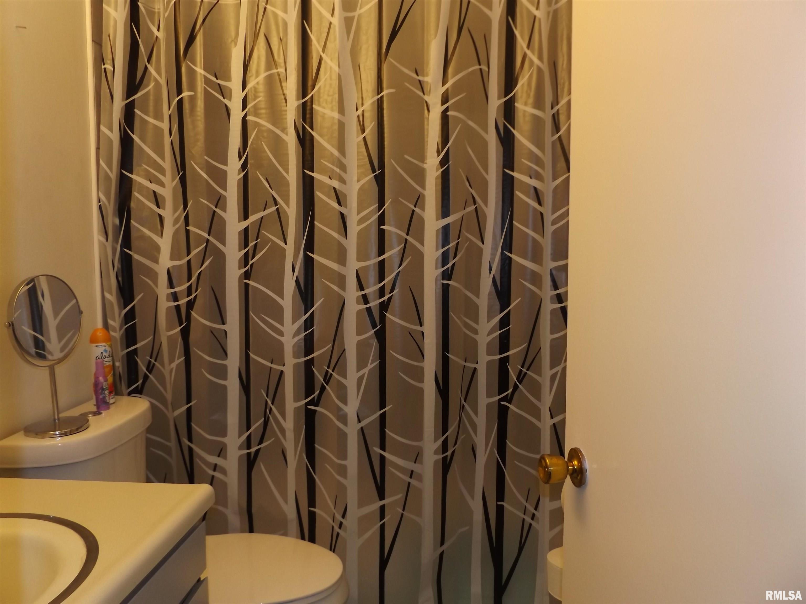 420 Brentwood Road, Unit 401 Morton, IL 61550 - Photo 13 of 17 Gallery Image 13