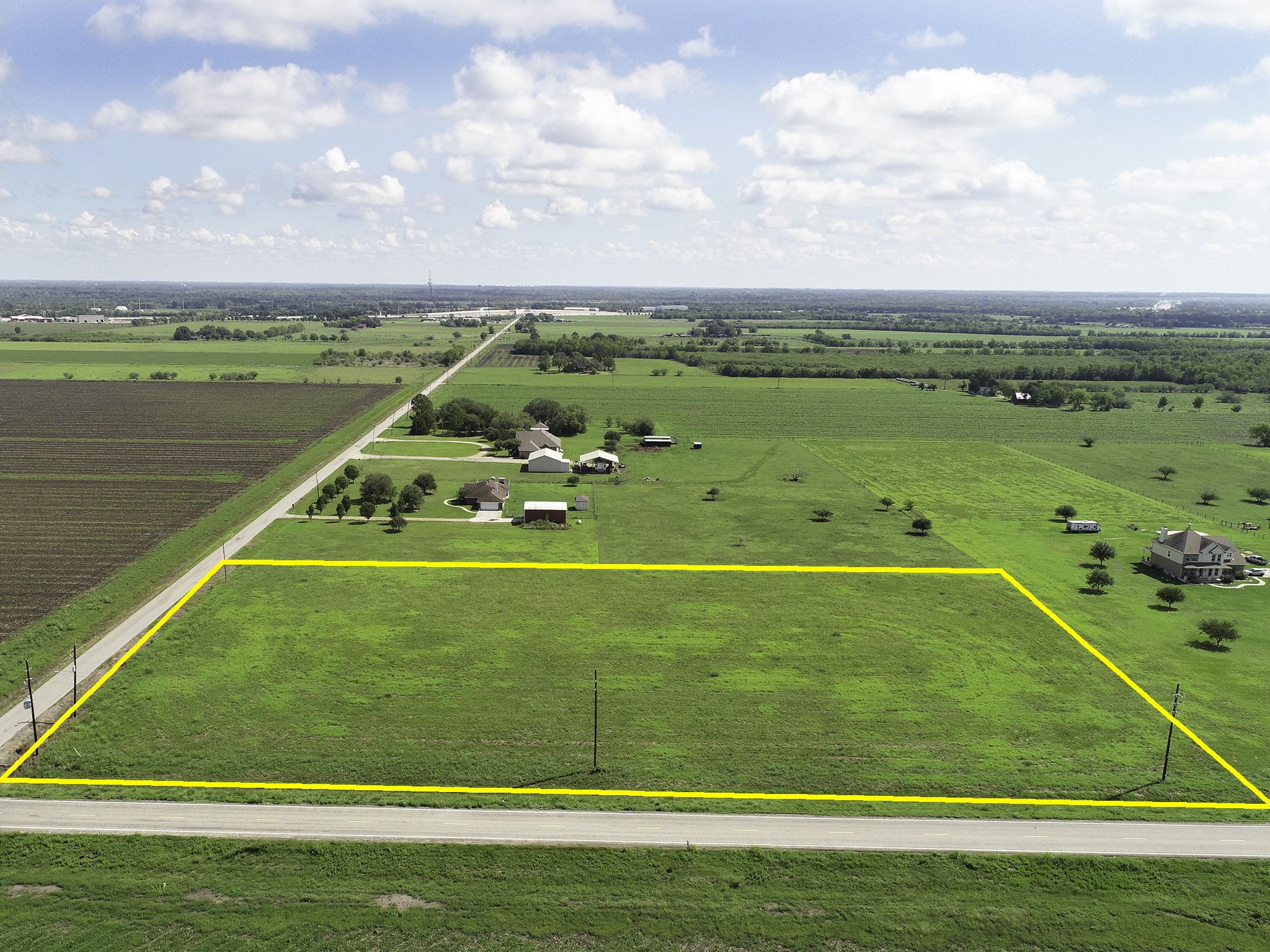 10932 Mlcak Road Sealy, TX 77474 - Photo 8 of 11 a view of a tennis court