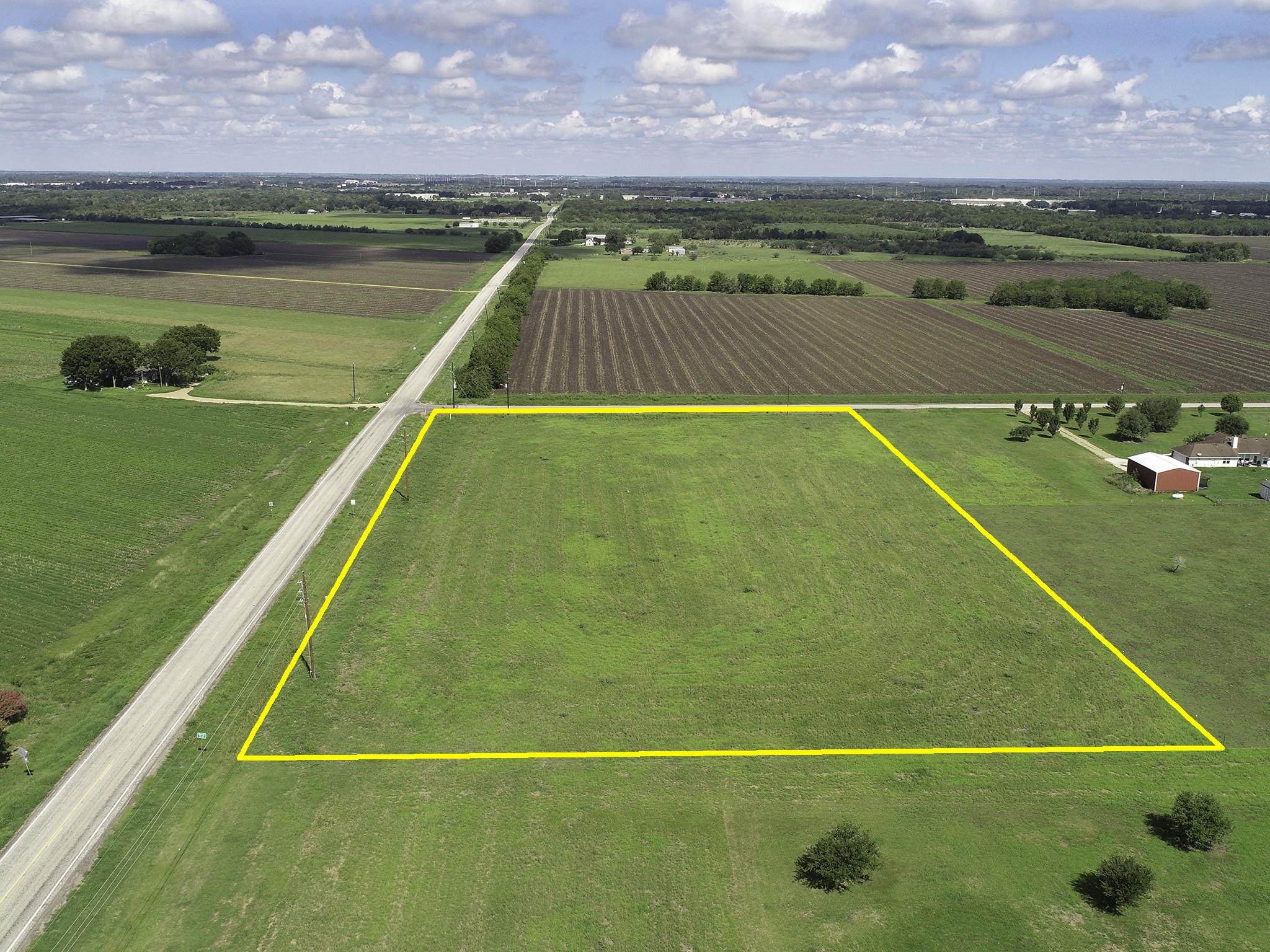 10932 Mlcak Road Sealy, TX 77474 - Photo 9 of 11 a view of a tennis court
