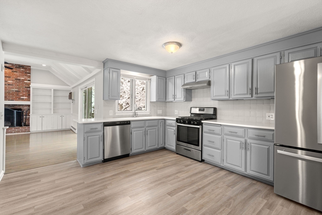 14 Turner Ridge Road Marlborough, MA 01752 - Photo 7 of 33