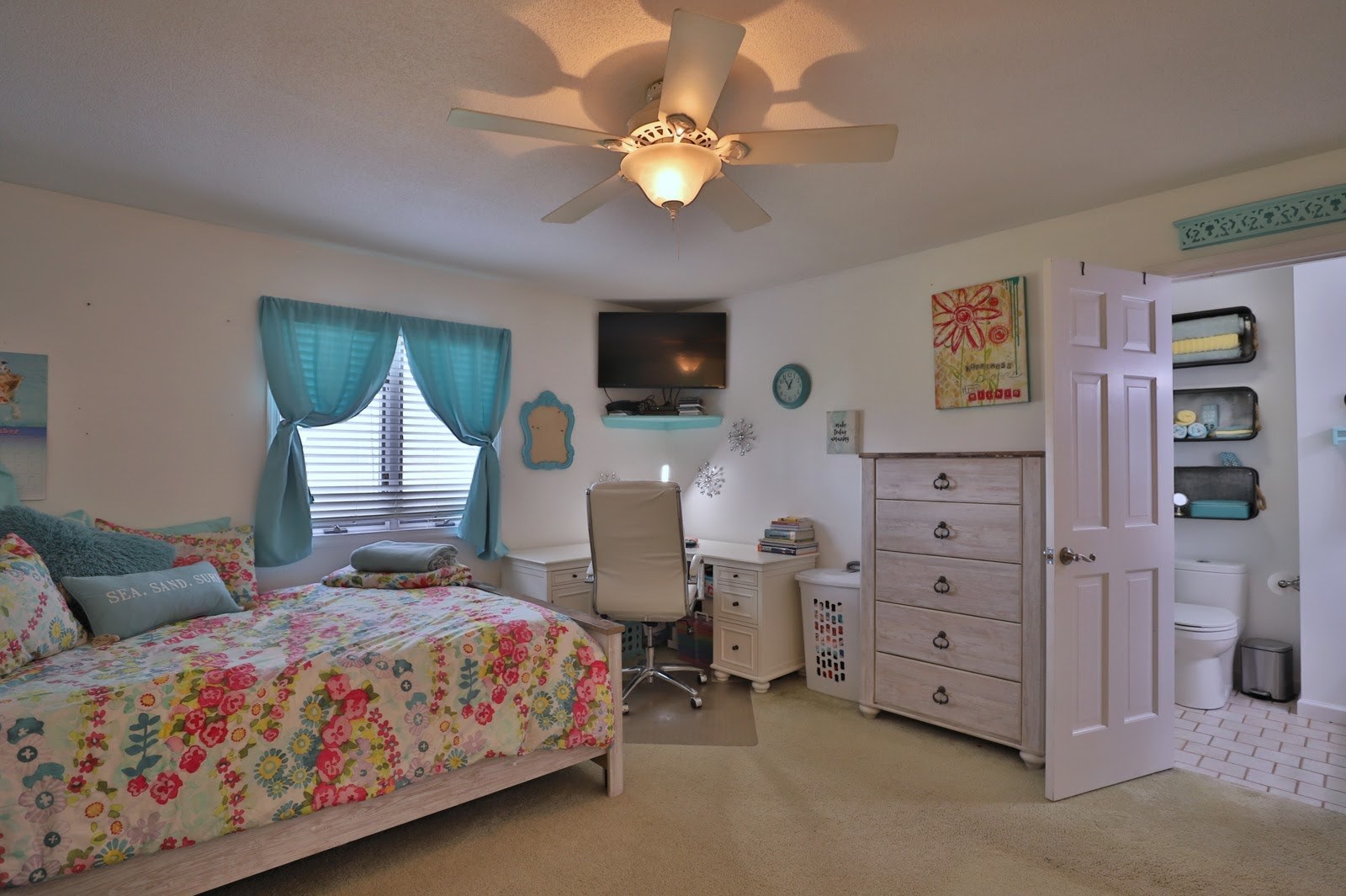 1214 Spring Bay Road East Peoria, IL 61611 - Photo 16 of 22 Gallery Image 16