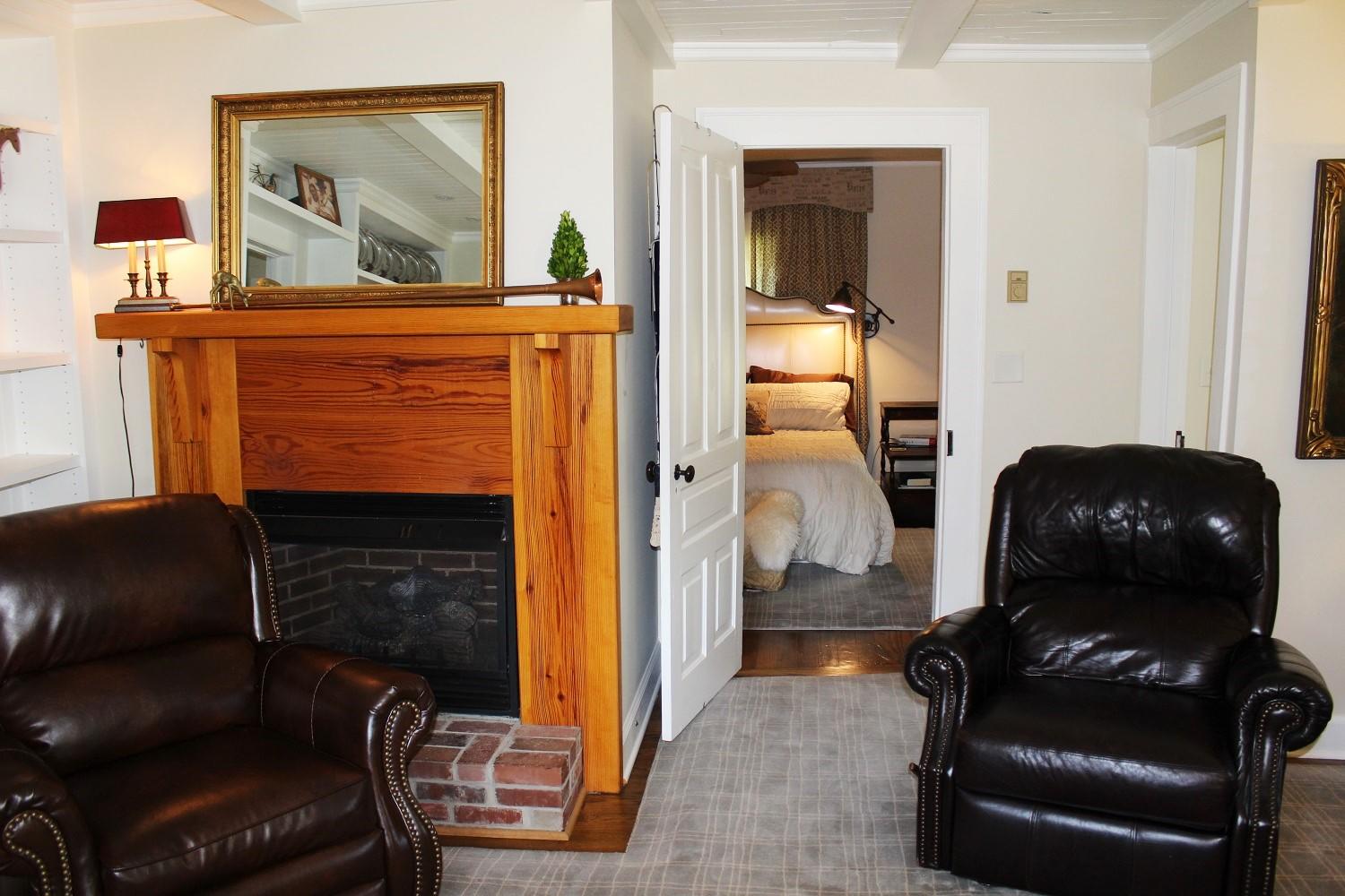 264 Causey Road Vass, NC 28394 - Photo 12 of 48 Living Room