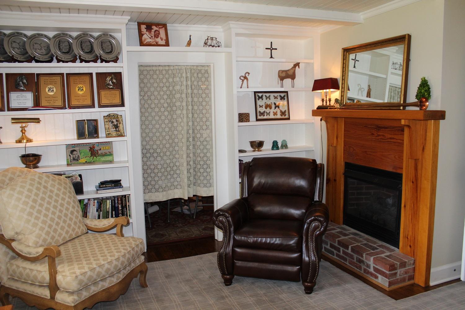 264 Causey Road Vass, NC 28394 - Photo 13 of 48 Living Room