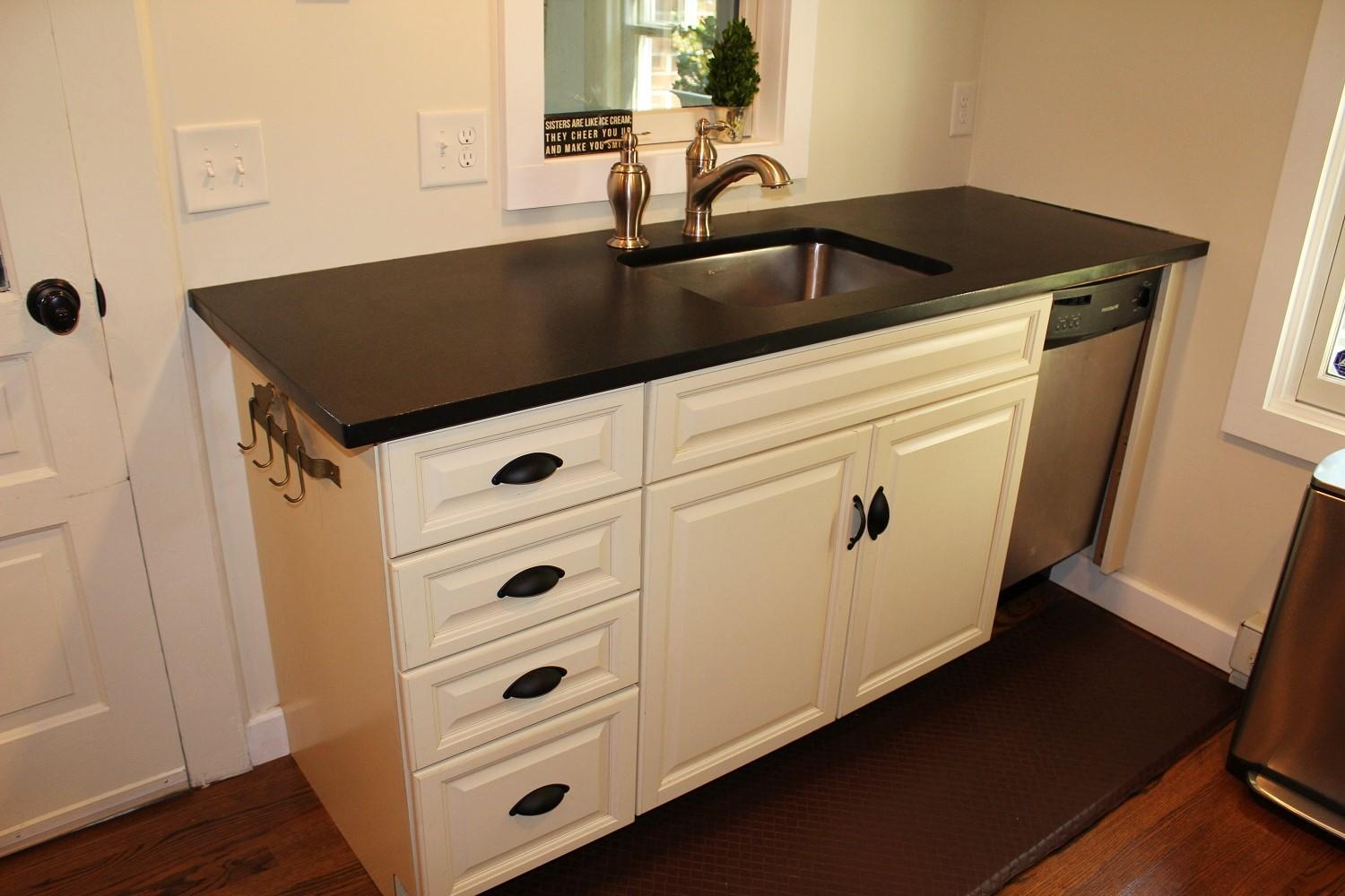 264 Causey Road Vass, NC 28394 - Photo 10 of 48 Kitchen