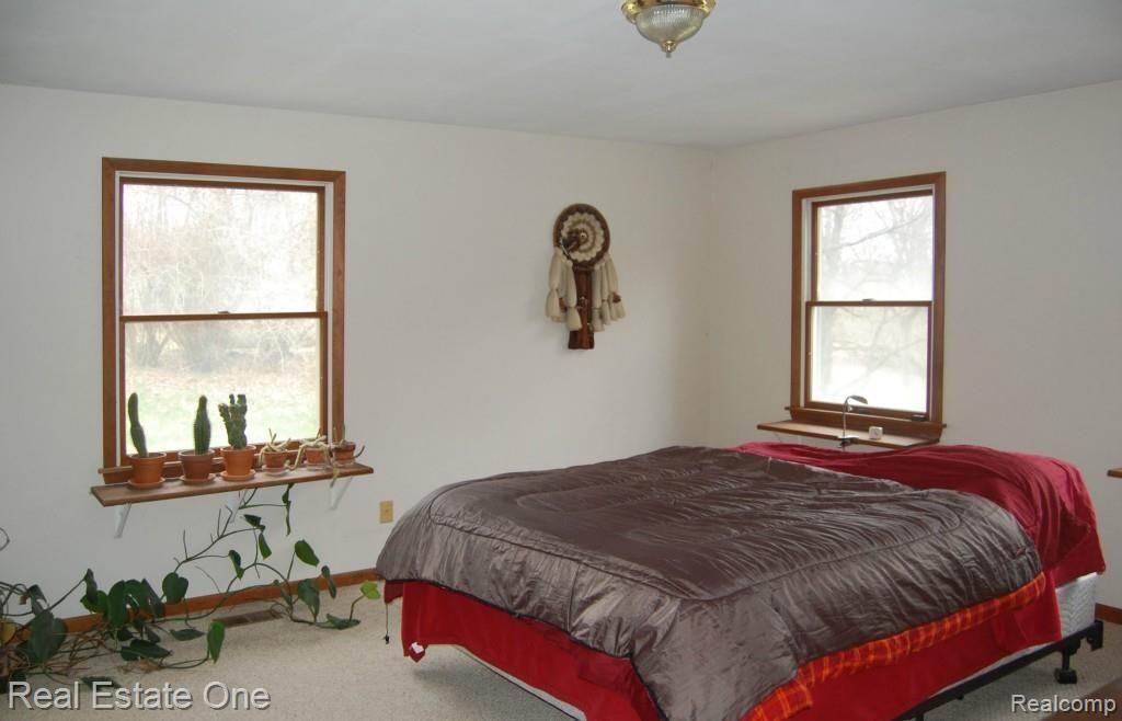 13837 Hibner Road Hartland, MI 48353 - Photo 8 of 15 Master Bedroom.jpg