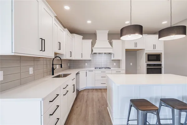 $537,500 | 6 Eagle Hollow, Penfield, NY 14526