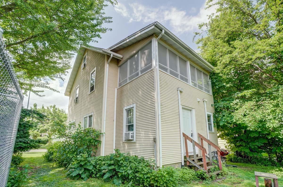 2652 Milwaukee Street, Unit 1 Madison, WI 53704 - Photo 3 of 24