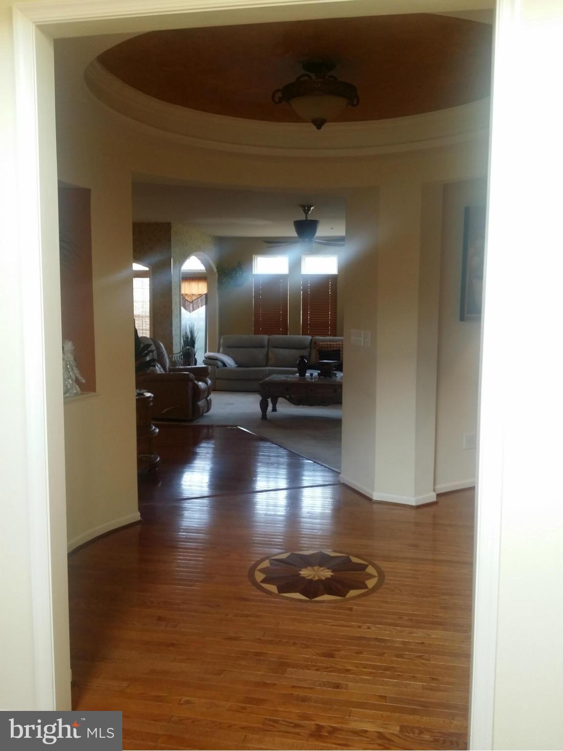6600 Cork Tree Way Clinton, MD 20735 - Photo 3 of 19 Foyer