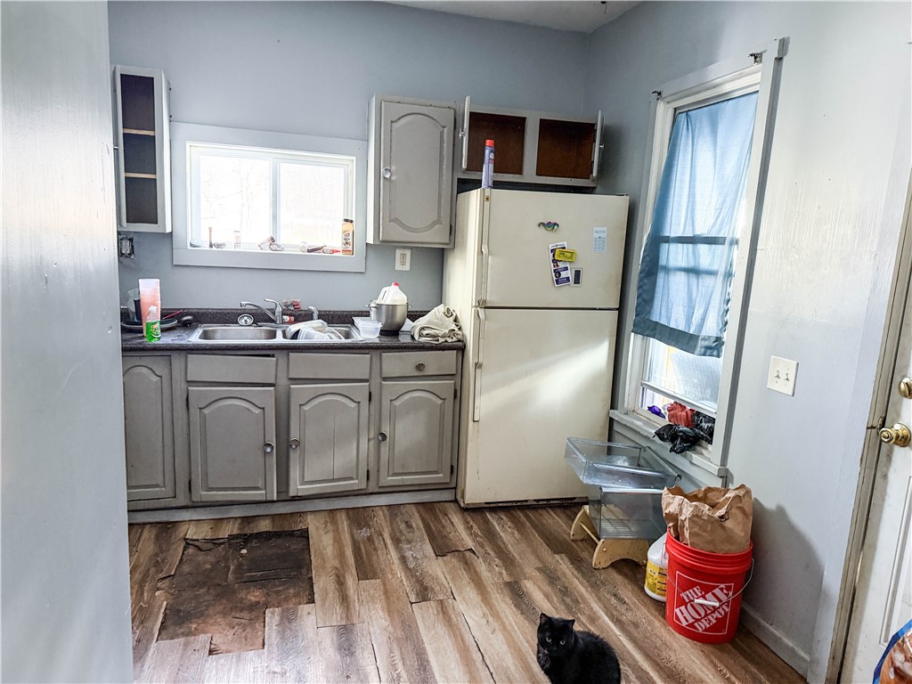 292 Child Street Rochester, NY 14611 - Photo 4 of 10