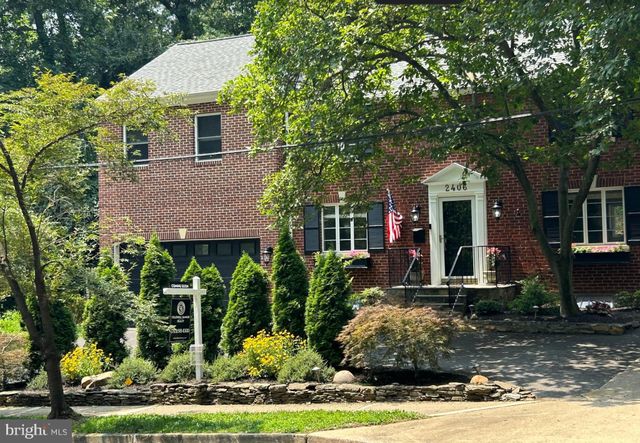 $1,056,000 | 2406 South Arlington Ridge Road, Arlington, VA 22202