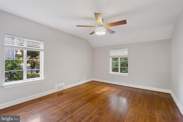 $1,056,000 | 2406 South Arlington Ridge Road, Arlington, VA 22202