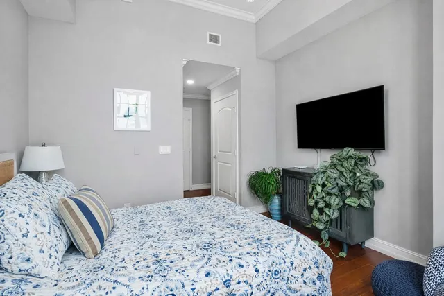 $8,500 | 701 South Olive Avenue, Unit 1524, West Palm Beach, FL 33401