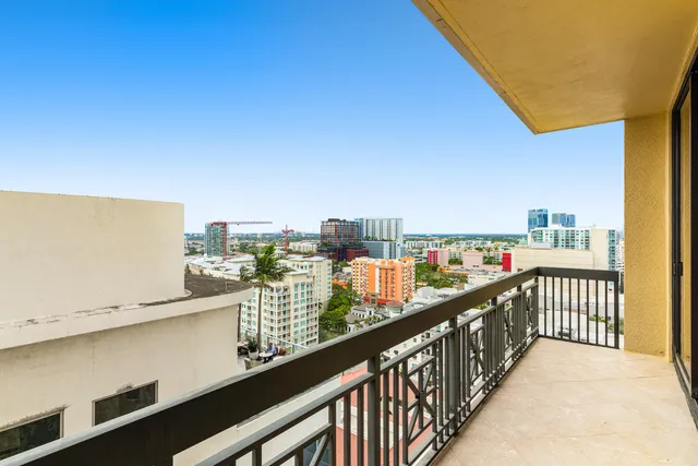 $8,500 | 701 South Olive Avenue, Unit 1524, West Palm Beach, FL 33401