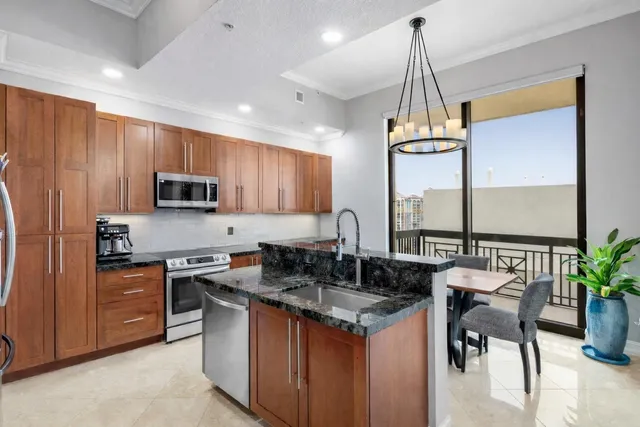 $8,500 | 701 South Olive Avenue, Unit 1524, West Palm Beach, FL 33401