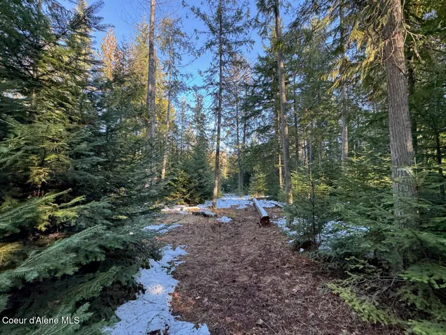 $247,000 | 9775 Bottle Bay Road, Sagle, ID 83860