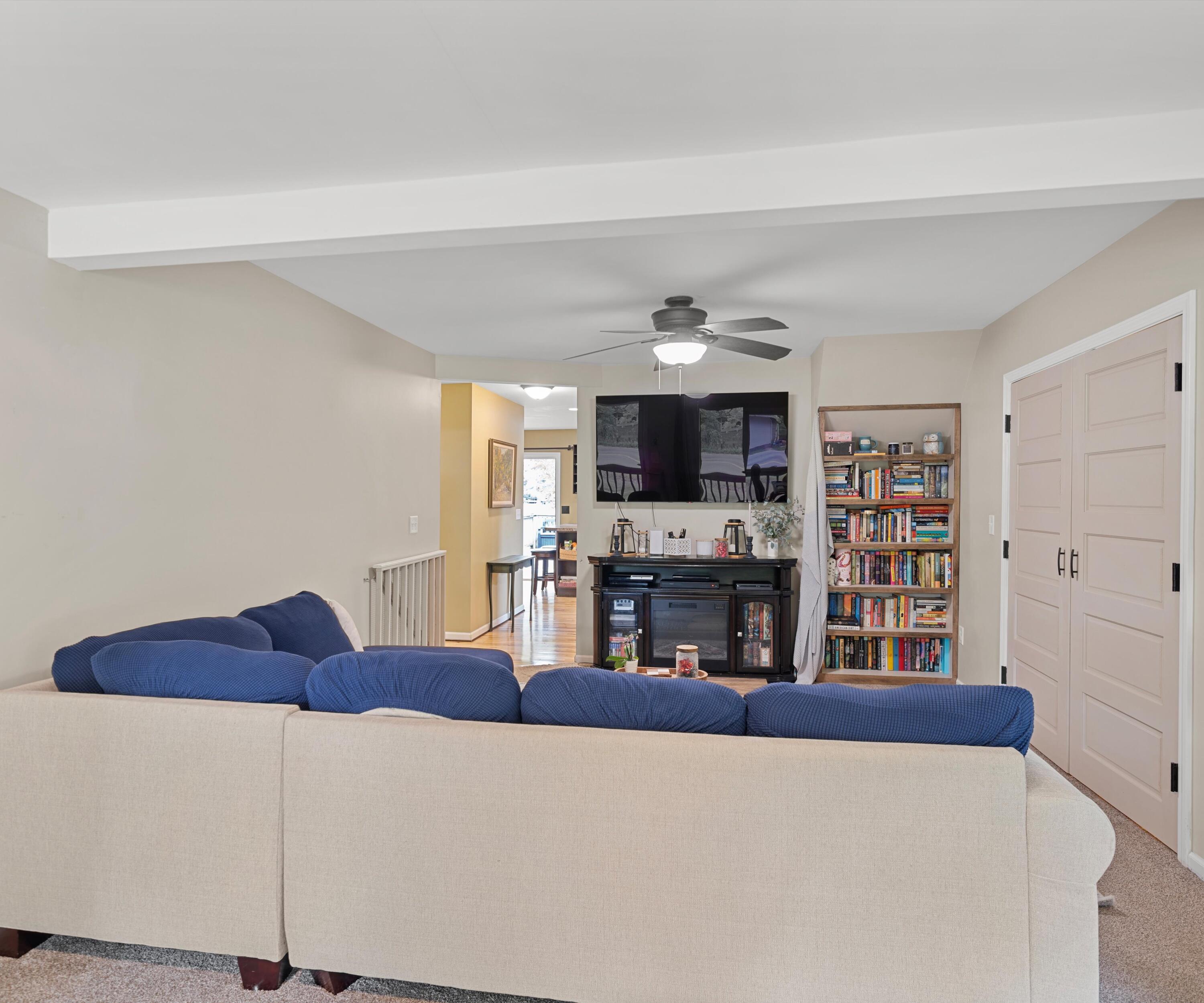 5041 Willis Road Ypsilanti, MI 48197 - Photo 9 of 78 09-DSC08686