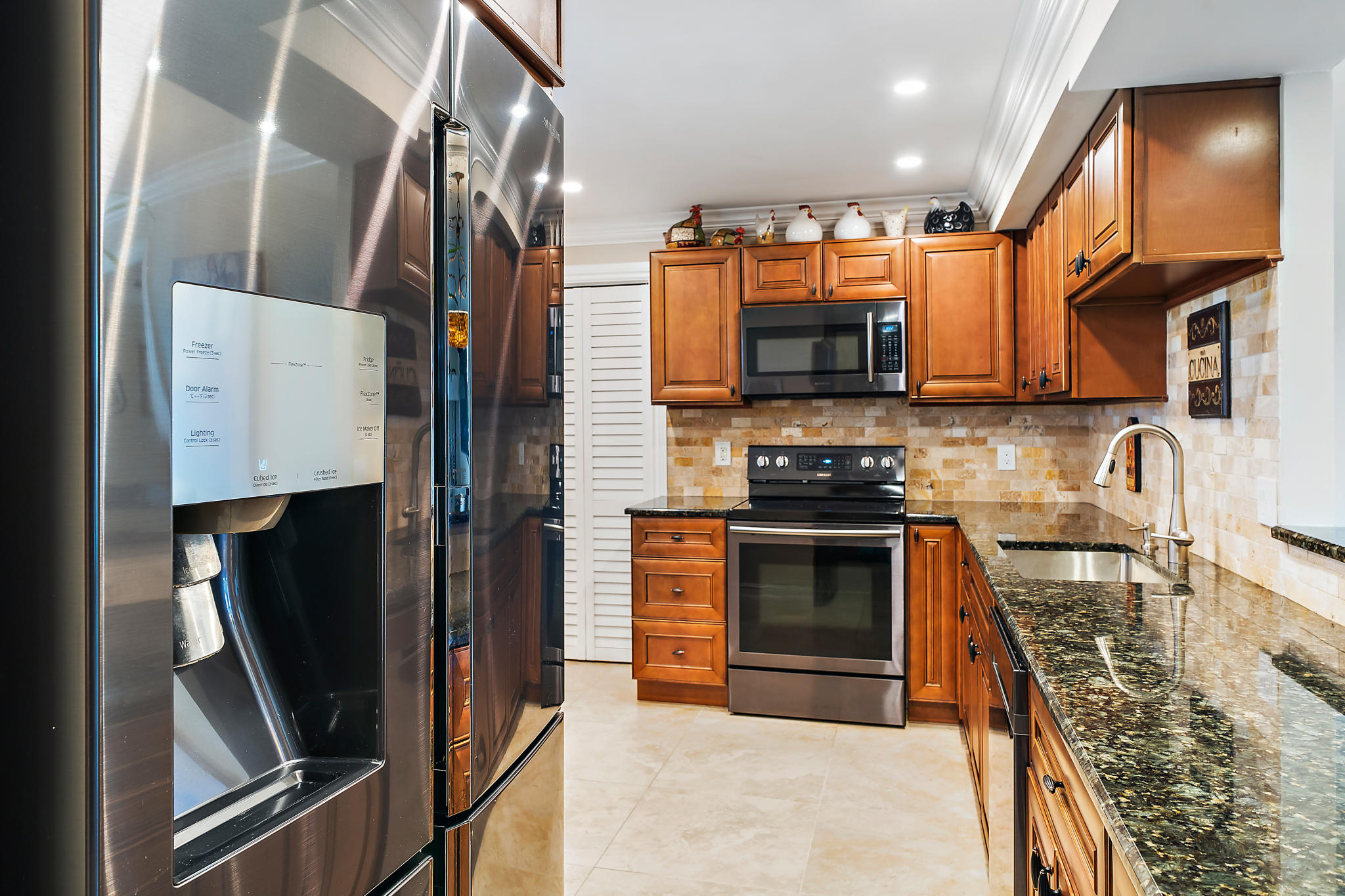 6000 Northwest 2nd Avenue, Unit 437 Boca Raton, FL 33487 - Photo 12 of 44 007-6000NWSecondAve437-BocaRaton-FL-smal