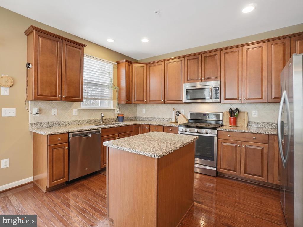 657 Tivoli Road Frederick, MD 21703 - Photo 14 of 44