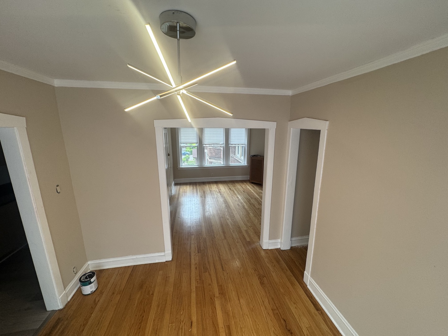 6638 South Greenwood Avenue, Unit 2B Chicago, IL 60637 - Photo 8 of 23 a view of entryway with wooden floor
