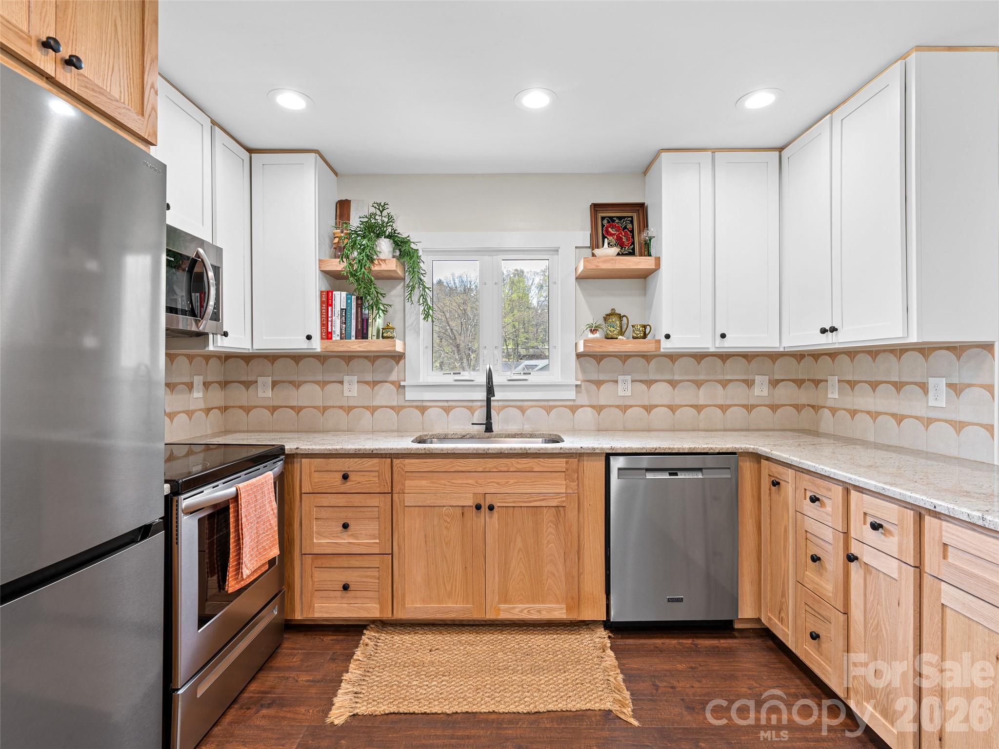 124 Concord Road Asheville, NC 28803 - Photo 6 of 35