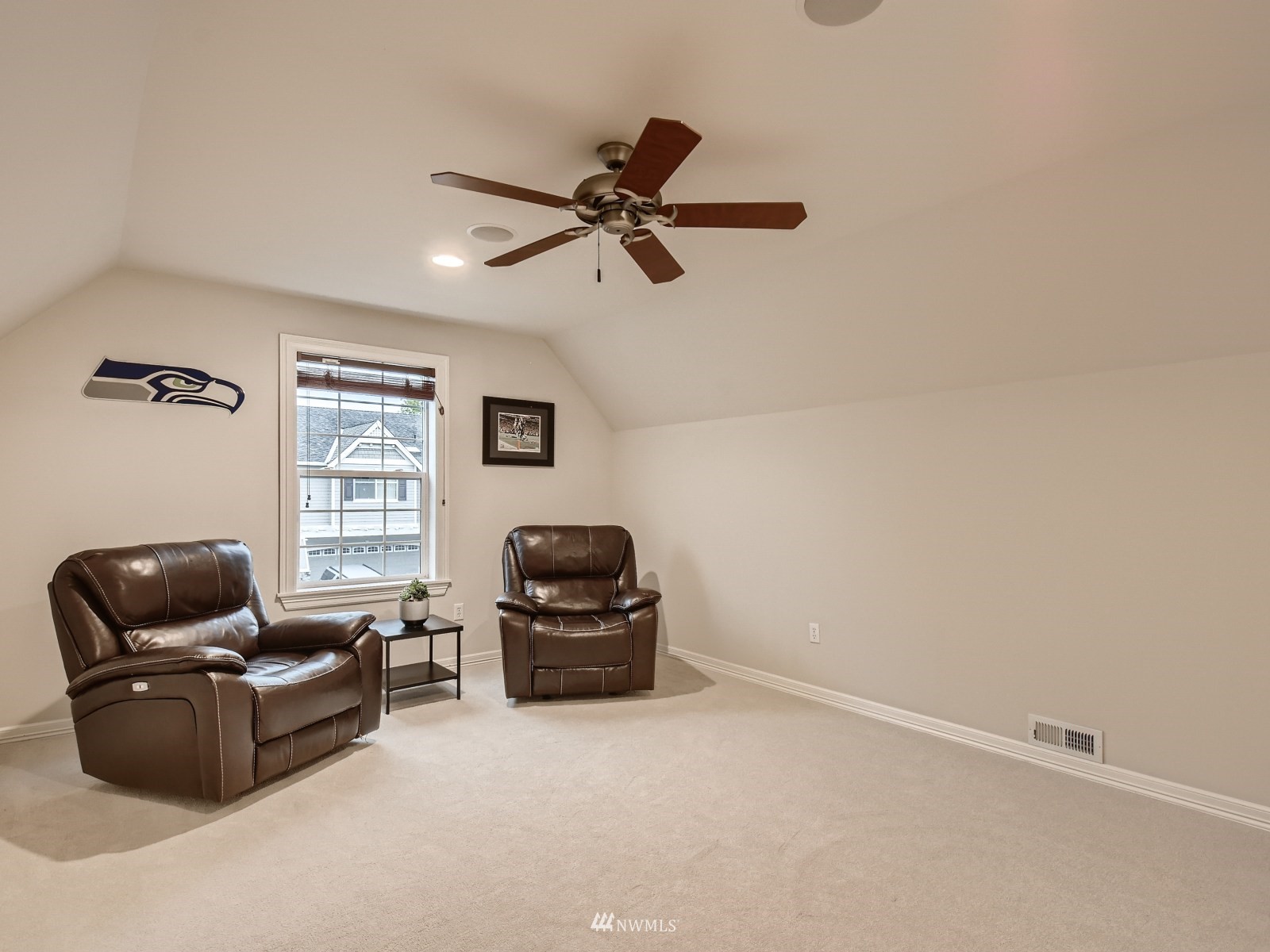 5232 Northeast 3rd Place Renton, WA 98059 - Photo 22 of 28 a living room with furniture
