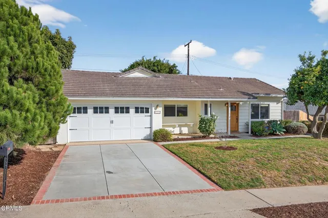 $1,225,000 | 412 Dayloma Avenue, Ventura, CA 93003