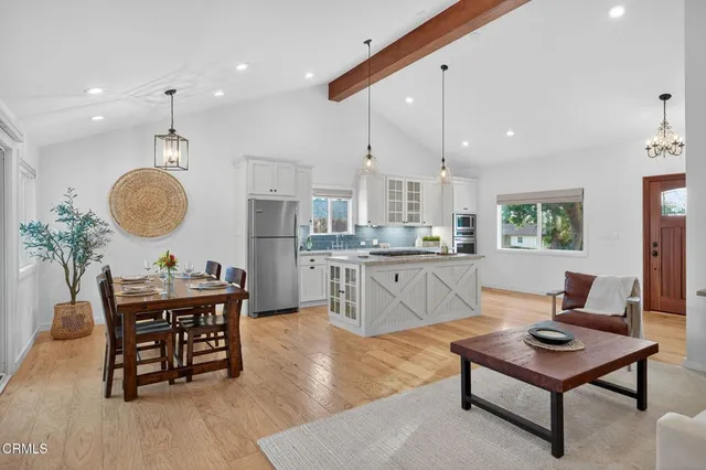 $1,225,000 | 412 Dayloma Avenue, Ventura, CA 93003