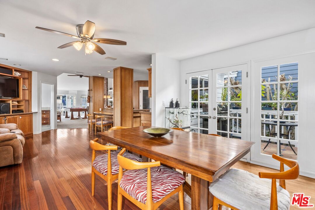 459 35th Street Manhattan Beach, CA 90266 - Photo 12 of 30