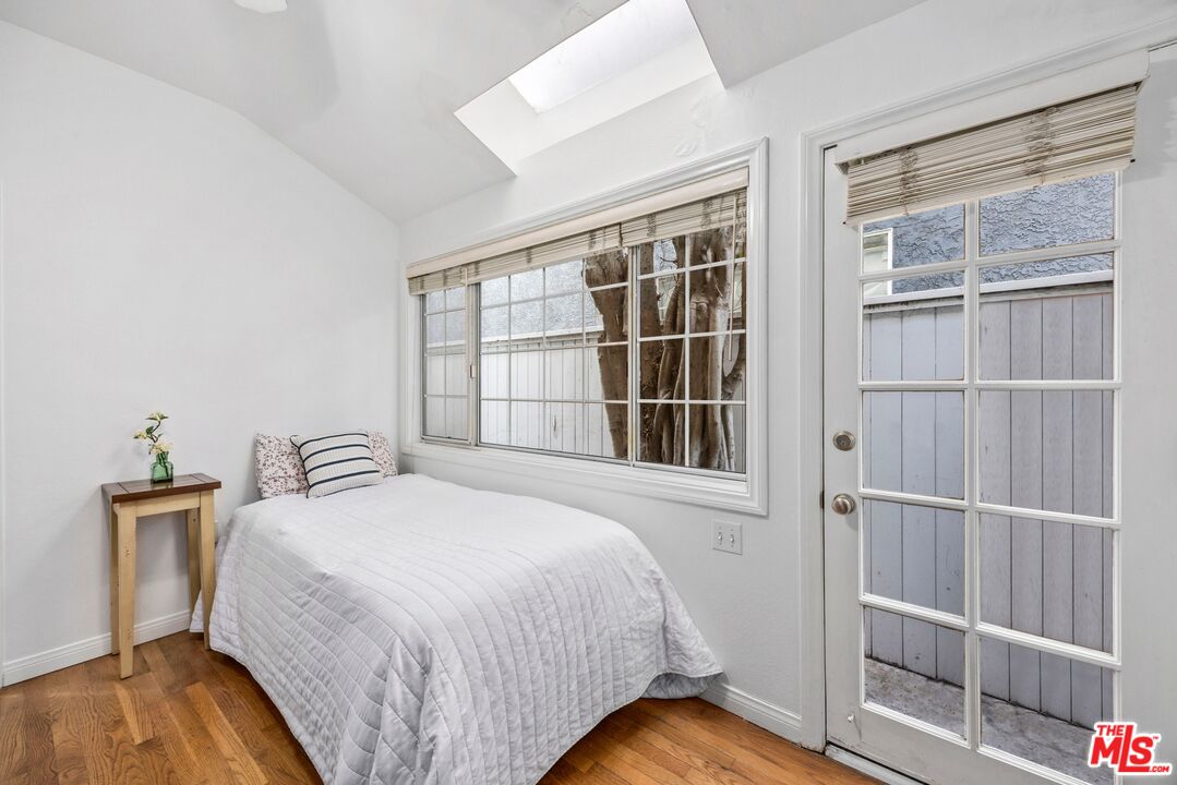 459 35th Street Manhattan Beach, CA 90266 - Photo 24 of 30