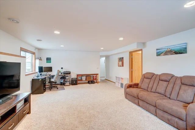 $375,000 | 829 Oregon Parks Avenue, Oregon, WI 53575