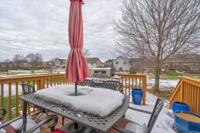 $375,000 | 829 Oregon Parks Avenue, Oregon, WI 53575