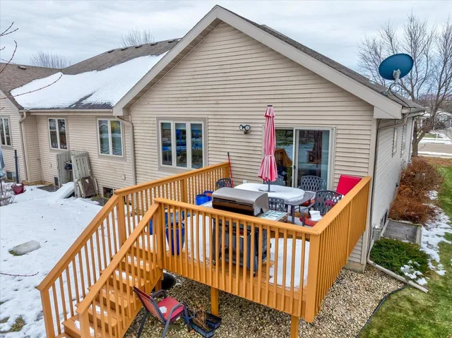 $375,000 | 829 Oregon Parks Avenue, Oregon, WI 53575