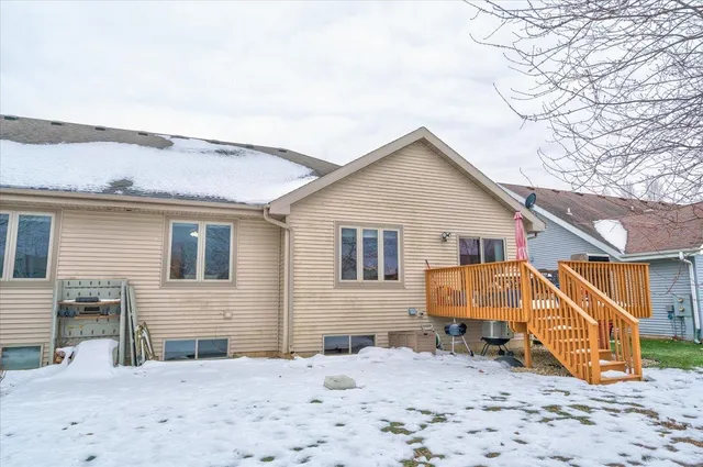 $375,000 | 829 Oregon Parks Avenue, Oregon, WI 53575