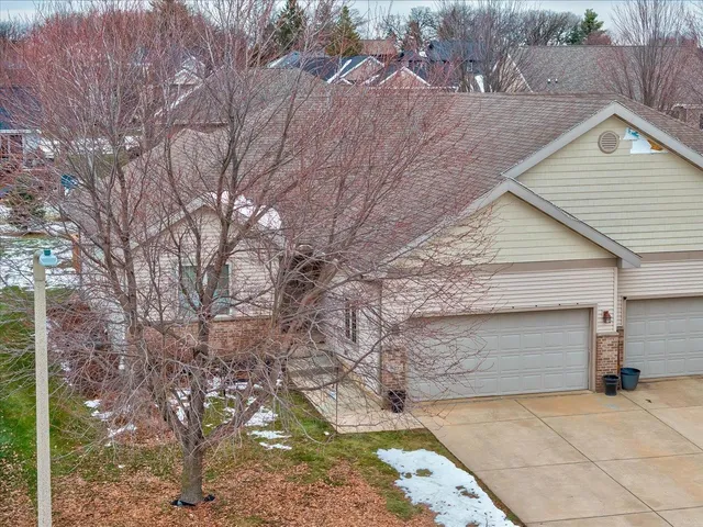 $375,000 | 829 Oregon Parks Avenue, Oregon, WI 53575