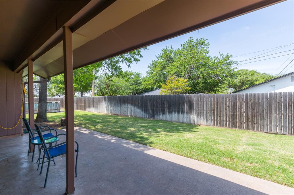 40 Carriage Road Abilene, TX 79605 - Photo 36 of 40 a view of a back yard