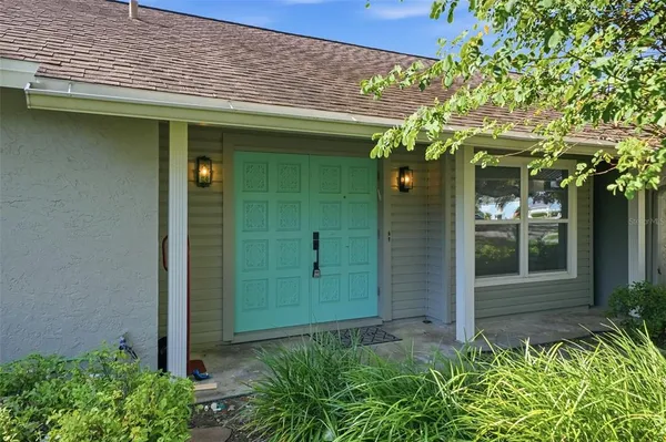 $4,900 | 13536 Lake Magdalene Drive, Tampa, FL 33613