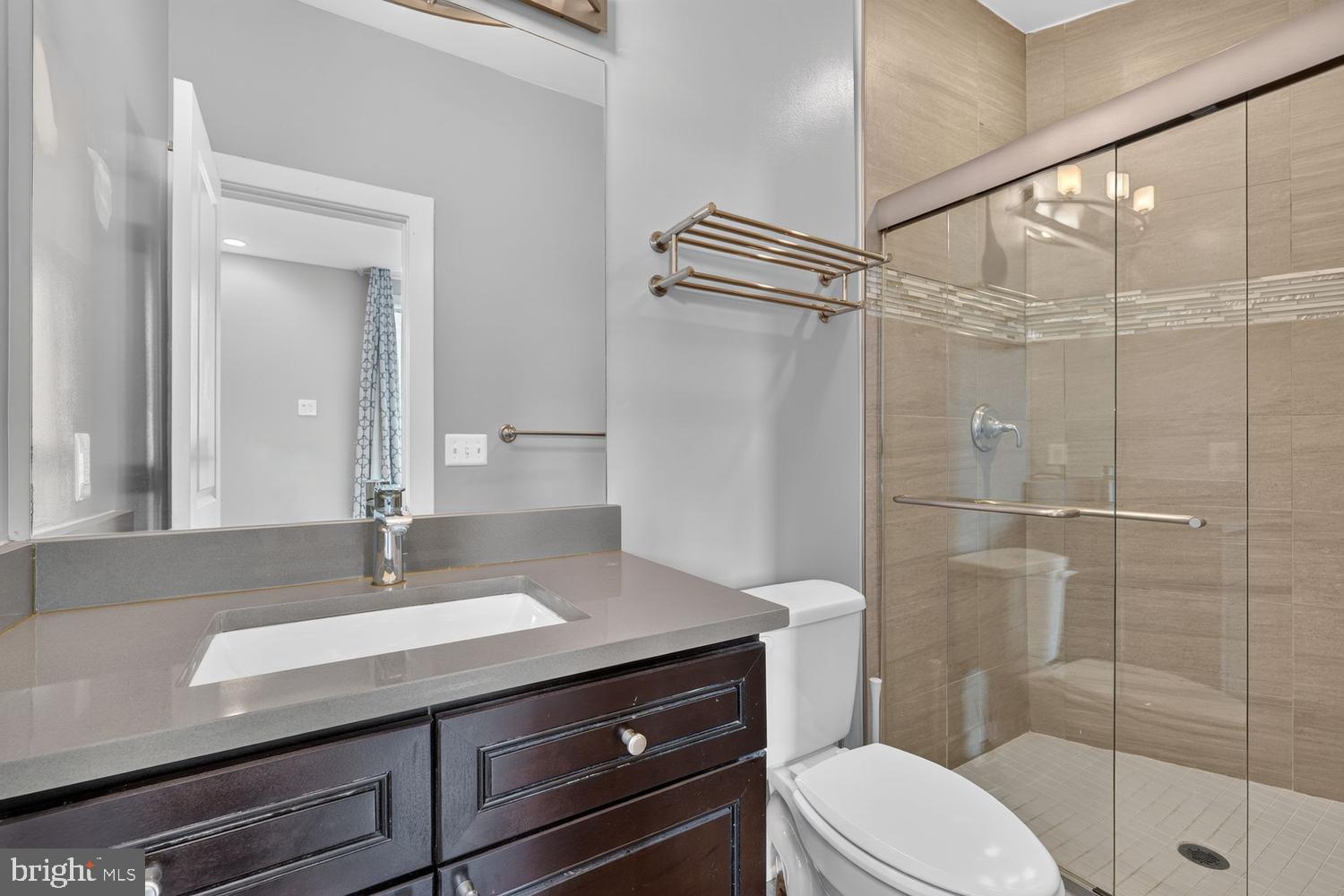 2126 3rd Street Northeast, Unit B Washington, DC 20002 - Photo 14 of 32 Bath #2