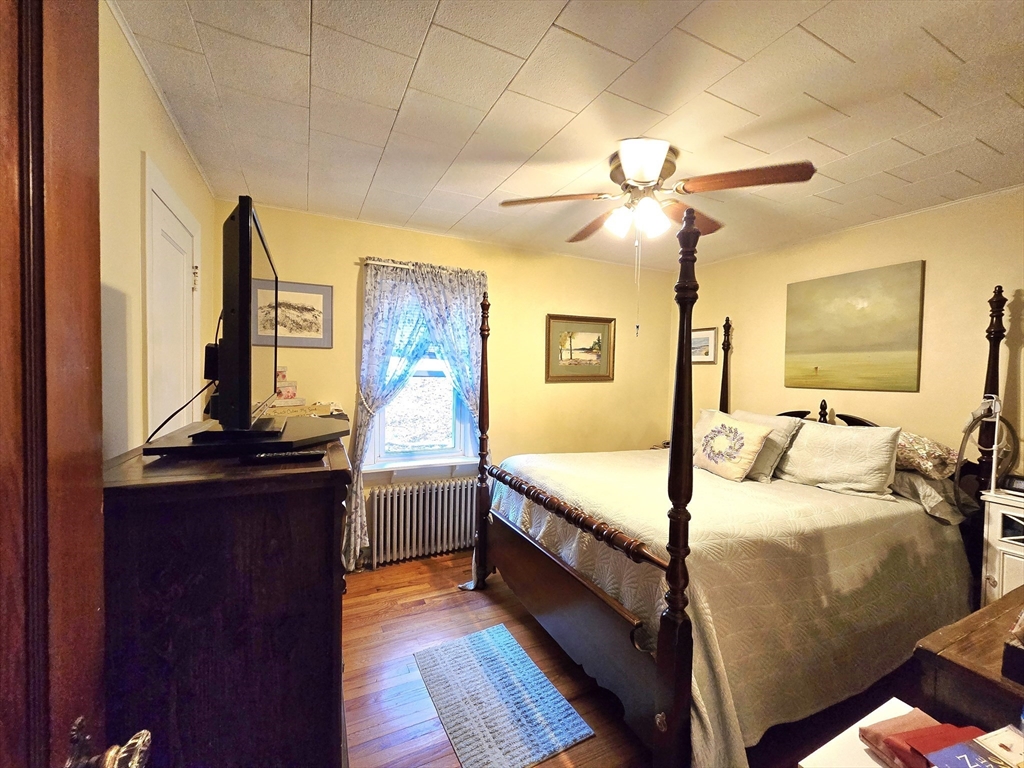 46 1/2 Old Sturbridge Road Southbridge, MA 01550 - Photo 27 of 42