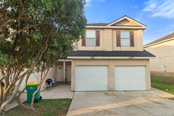 $1,095 | 10807 Mathom Landing, Unit 3, Universal City, TX 78148