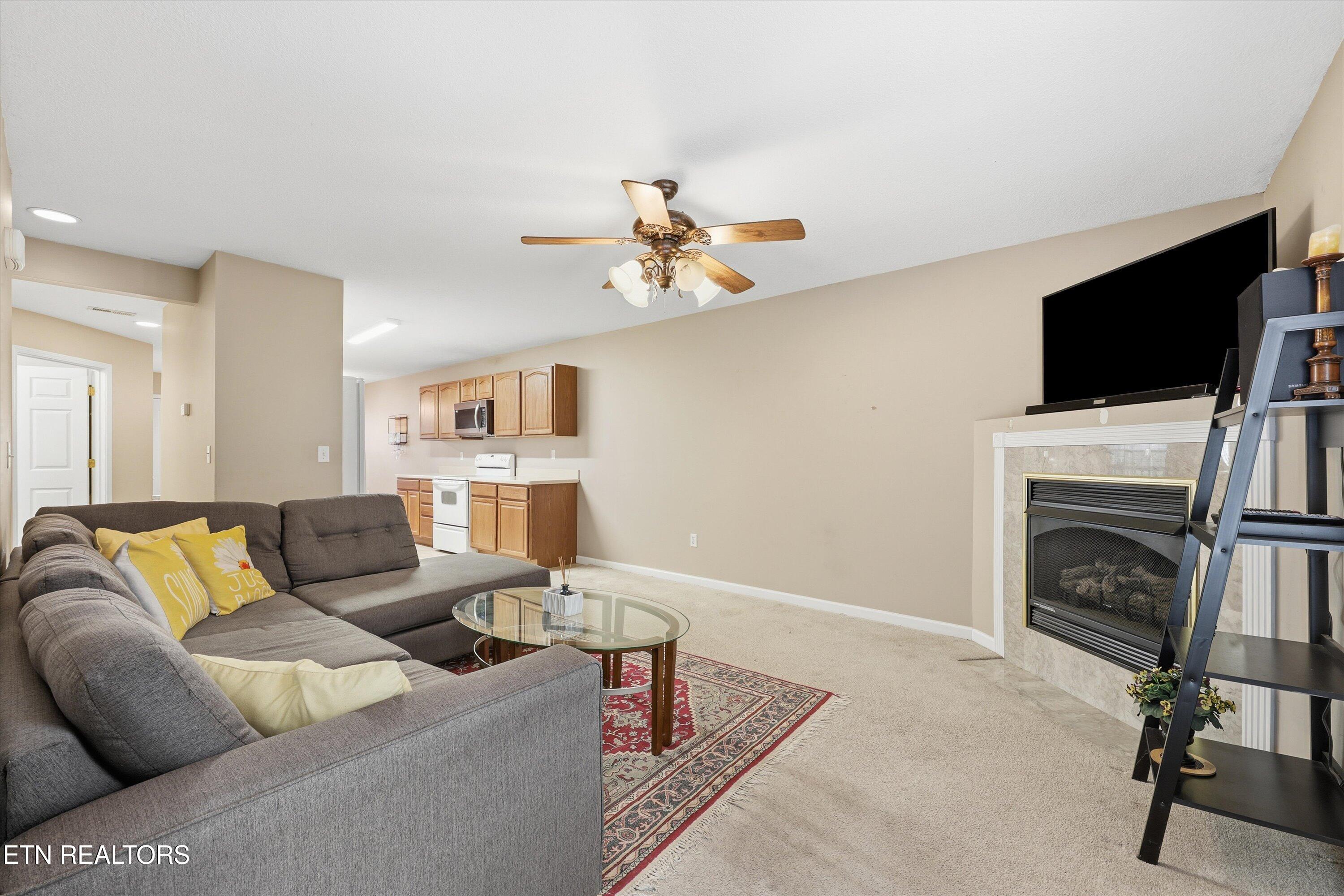 209 Covington Lane Maryville, TN 37804 - Photo 14 of 24 16-209 Covington Ln 17