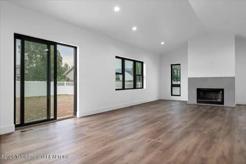 $1,095,000 | 8815 Jess Drive, Victor, ID 83455