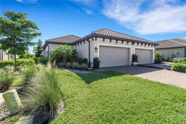 $648,800 | 15156 Sacile Court, Naples, FL 34114